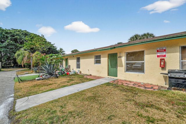 4825 Serafica Drive, Lake Worth, FL 33461