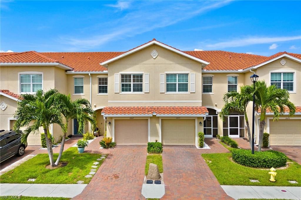 2667 Blossom WAY, NAPLES, FL 34120 — exterior