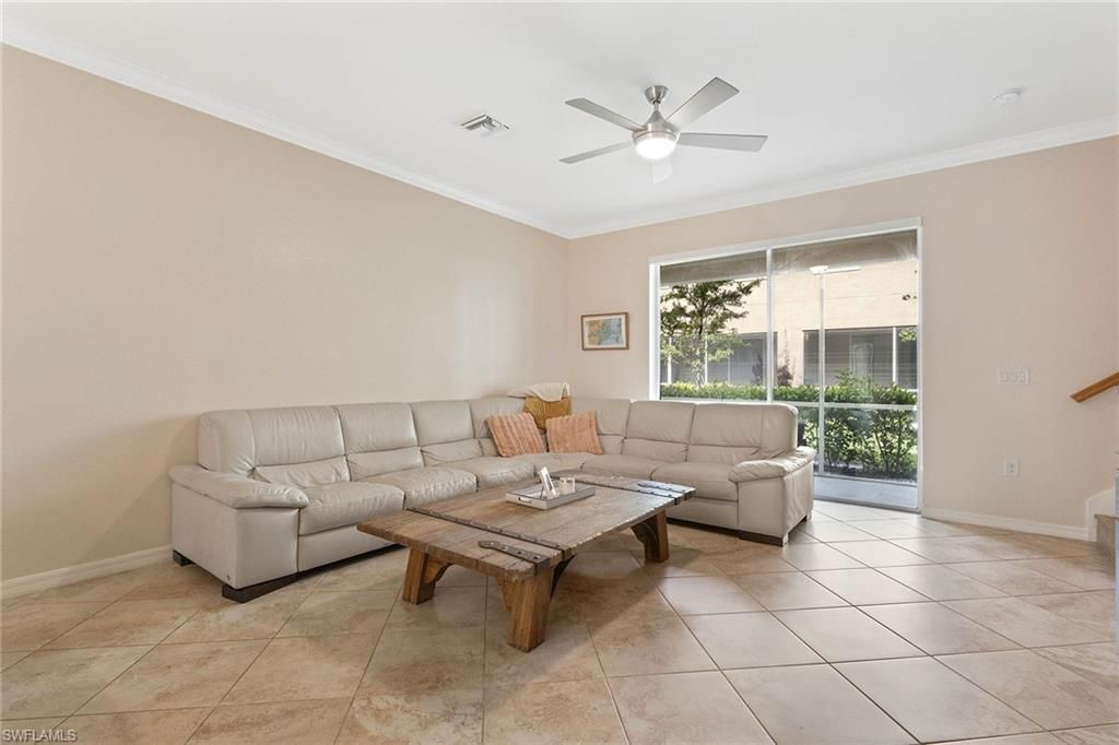 2667 Blossom WAY, NAPLES, FL 34120 — photo 4