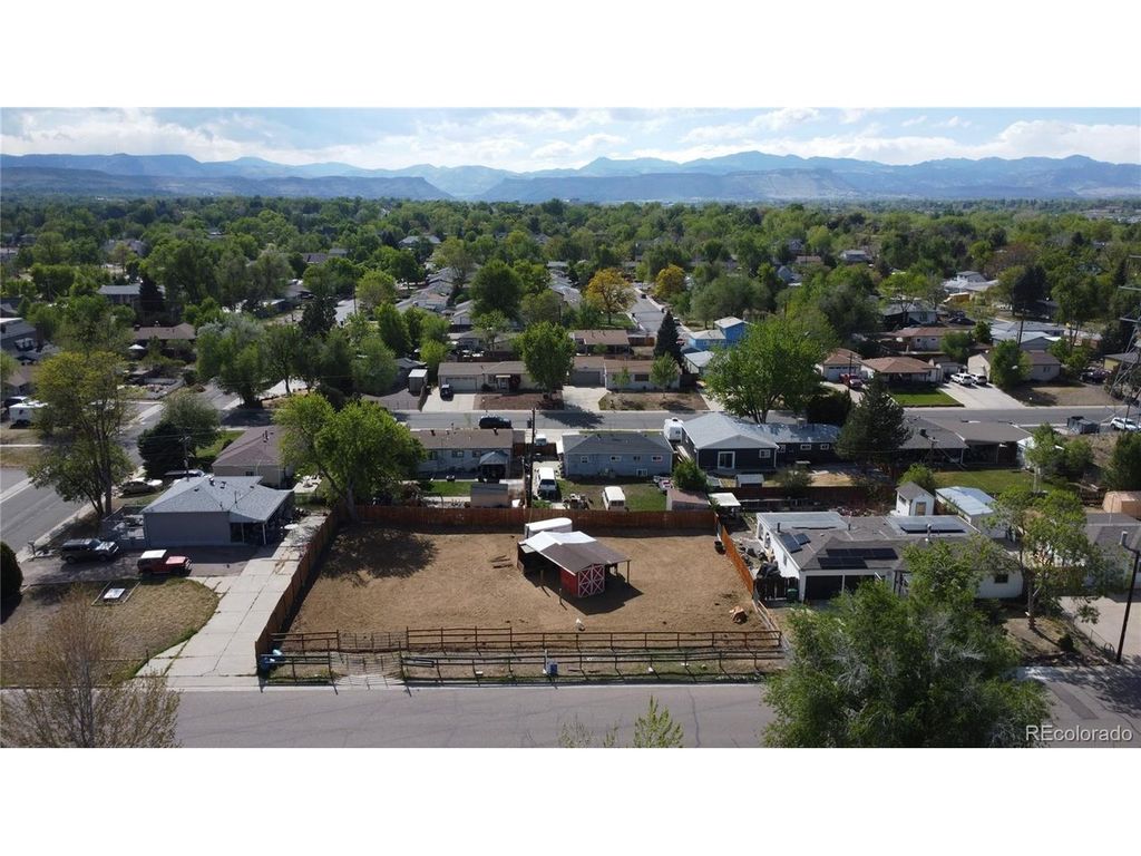 3875 Nelson St, Wheat Ridge, CO 80033