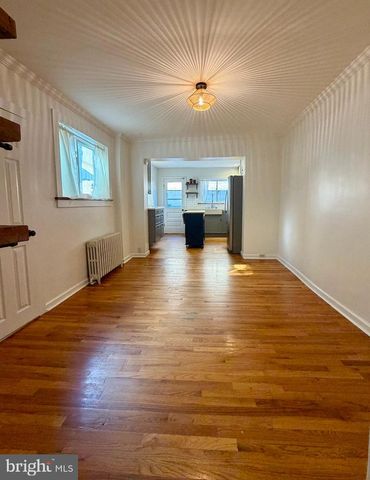 1805 S 10TH ST, Philadelphia, PA 19148