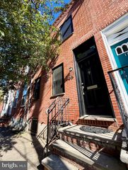 1805 S 10TH ST, Philadelphia, PA 19148