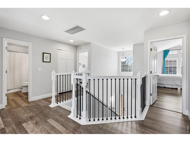 5204 Clover Basin Dr, Longmont, CO 80503