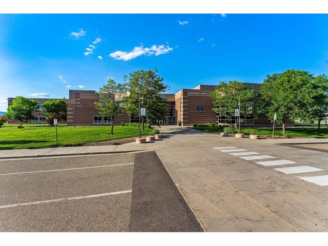 5204 Clover Basin Dr, Longmont, CO 80503