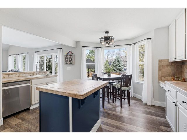 5204 Clover Basin Dr, Longmont, CO 80503