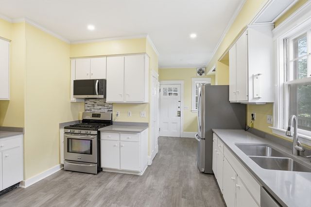 23 Rindge Ave 1, Cambridge, MA 01240