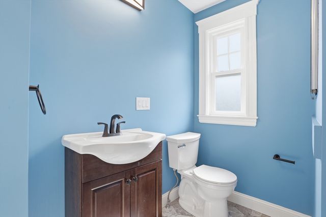 23 Rindge Ave 1, Cambridge, MA 01240