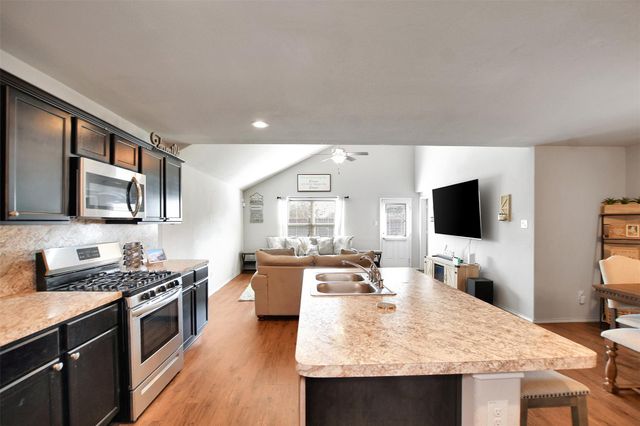 1022 Rancho Grande Drive, Channelview, TX 77530