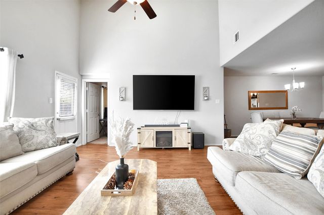 1022 Rancho Grande Drive, Channelview, TX 77530