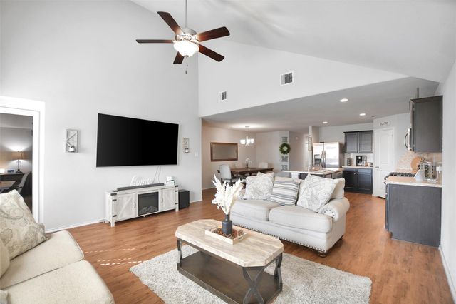 1022 Rancho Grande Drive, Channelview, TX 77530