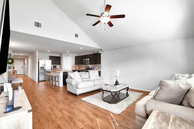 1022 Rancho Grande Drive, Channelview, TX 77530