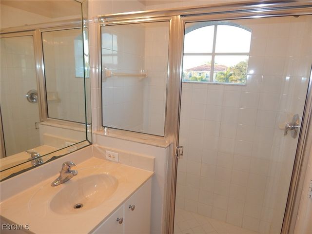 1334 Weeping Willow CT, Cape Coral, FL 33909