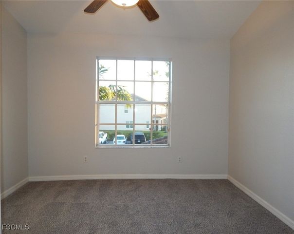 1334 Weeping Willow CT, Cape Coral, FL 33909