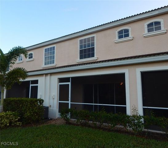 1334 Weeping Willow CT, Cape Coral, FL 33909