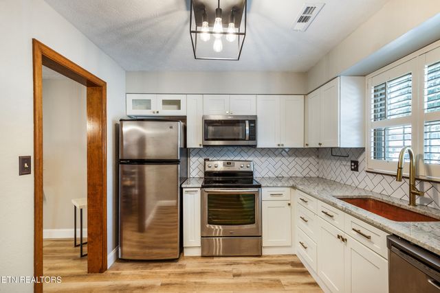 4402 Washington Court, Knoxville, TN 37917