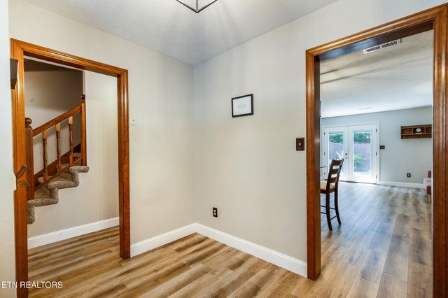 4402 Washington Court, Knoxville, TN 37917