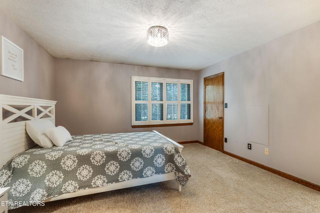 4402 Washington Court, Knoxville, TN 37917