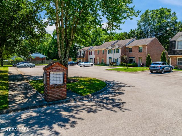 4402 Washington Court, Knoxville, TN 37917