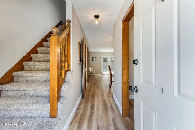 4402 Washington Court, Knoxville, TN 37917