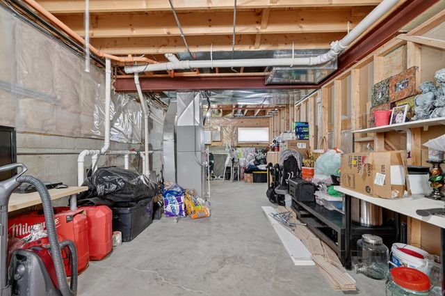 10020 S 80TH Court, Palos Hills, IL 60465