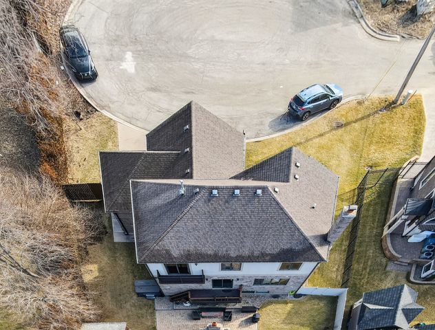 10020 S 80TH Court, Palos Hills, IL 60465