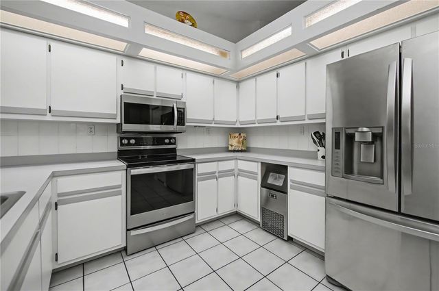 21311 LEONARD AVENUE, Port Charlotte, FL 33954