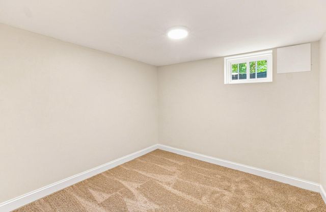 81 LAMPPOST LN, Somerdale, NJ 08083