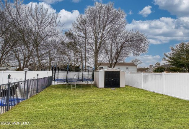 461 Bryn Mawr Drive, Brick, NJ 08723