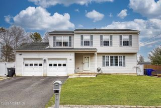 461 Bryn Mawr Drive, Brick, NJ 08723