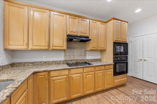 11143 Knight Castle Drive 20, Charlotte, NC 28277