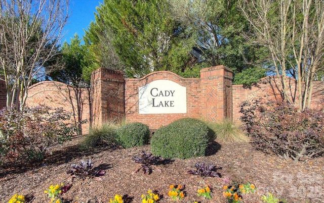 11143 Knight Castle Drive 20, Charlotte, NC 28277