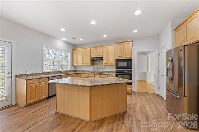 11143 Knight Castle Drive 20, Charlotte, NC 28277