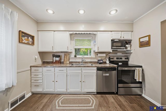 2358 S 27th Street, Lincoln, NE 68502