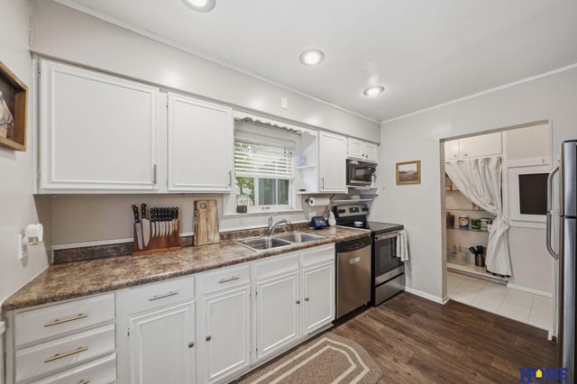 2358 S 27th Street, Lincoln, NE 68502