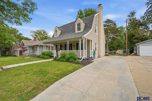 2358 S 27th Street, Lincoln, NE 68502