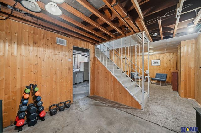 2358 S 27th Street, Lincoln, NE 68502