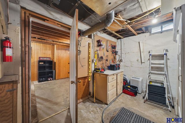 2358 S 27th Street, Lincoln, NE 68502