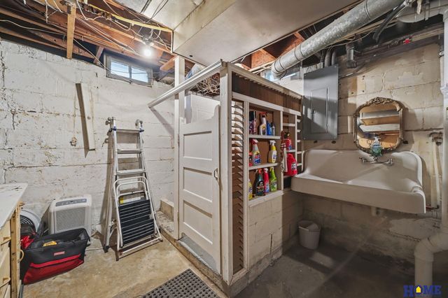 2358 S 27th Street, Lincoln, NE 68502