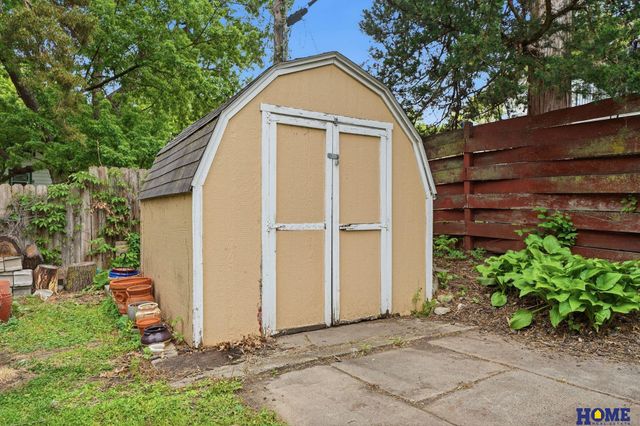 2358 S 27th Street, Lincoln, NE 68502