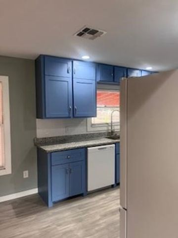 1358 Oak Park Dr, Aransas Pass, TX 78336