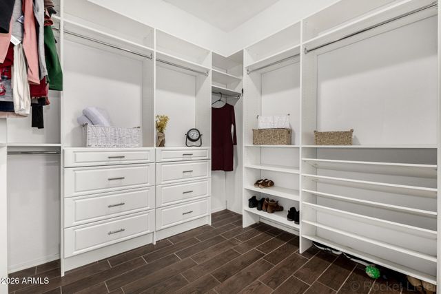 549 E SHEFFIELD Avenue, Gilbert, AZ 85296