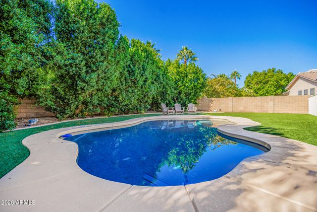 549 E SHEFFIELD Avenue, Gilbert, AZ 85296