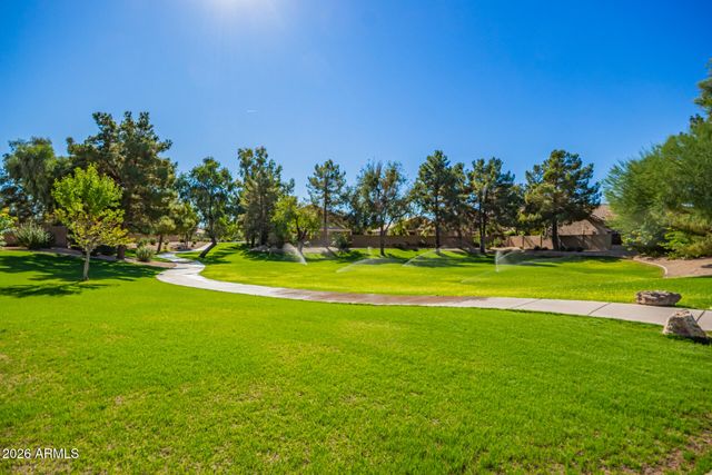 549 E SHEFFIELD Avenue, Gilbert, AZ 85296