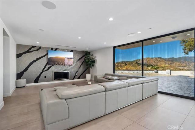 13042 Jolette Avenue, Granada Hills, CA 91344