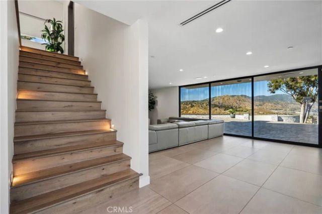 13042 Jolette Avenue, Granada Hills, CA 91344