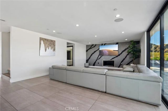 13042 Jolette Avenue, Granada Hills, CA 91344