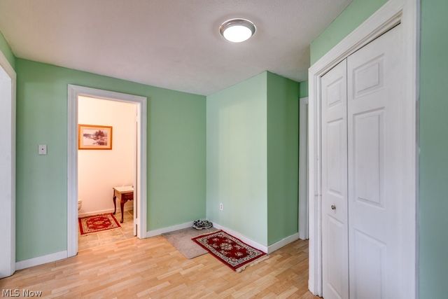 15292 Friendsville Road, Burbank, OH 44214