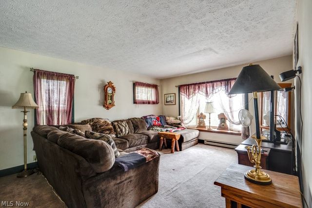 15292 Friendsville Road, Burbank, OH 44214