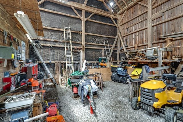 15292 Friendsville Road, Burbank, OH 44214
