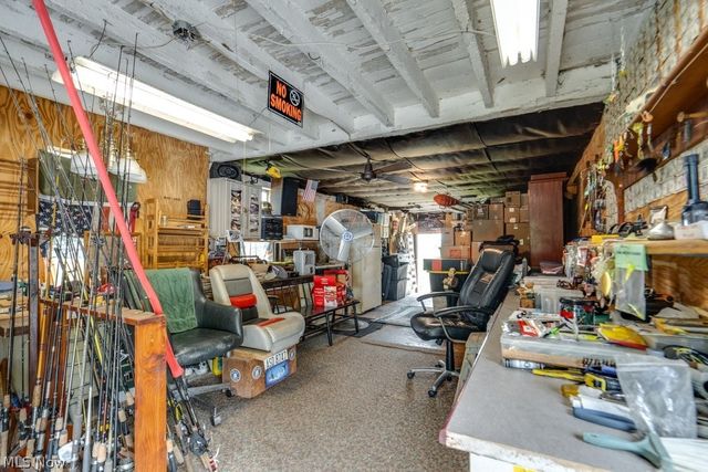 15292 Friendsville Road, Burbank, OH 44214